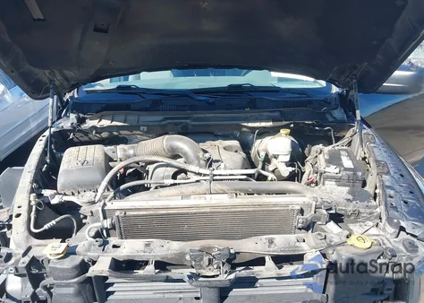 2016 Ram 1500 Express z USA, uszkodzony, nr VIN 3C6JR6AT6GG329482